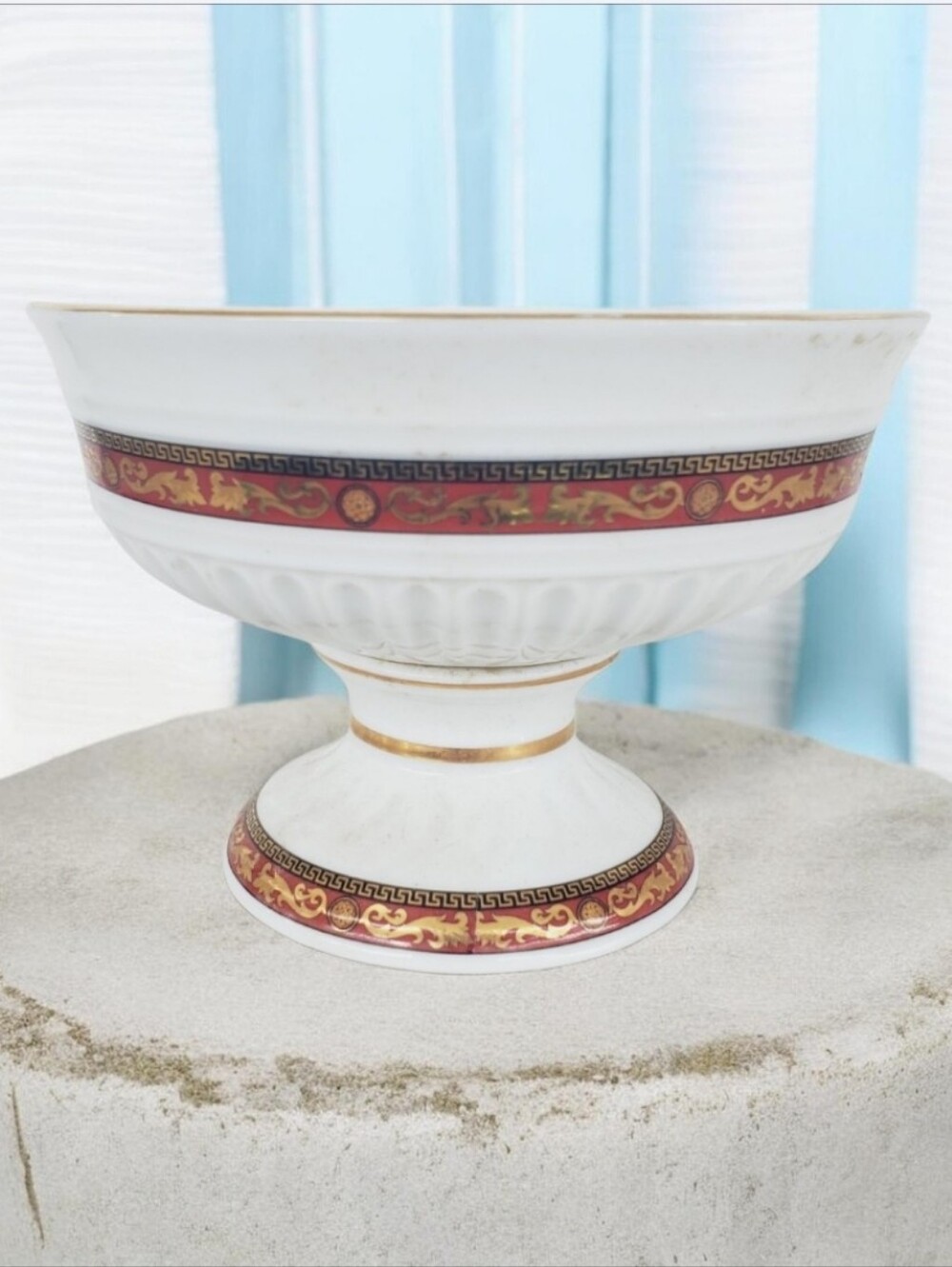 JUNO Fine Porcelain Pedestal Bowl by Casa Elite